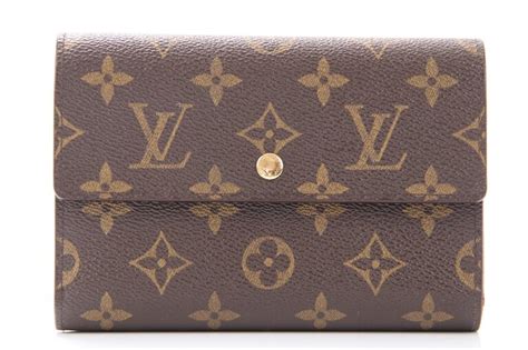 m61200 louis vuitton|Monogram Signature .